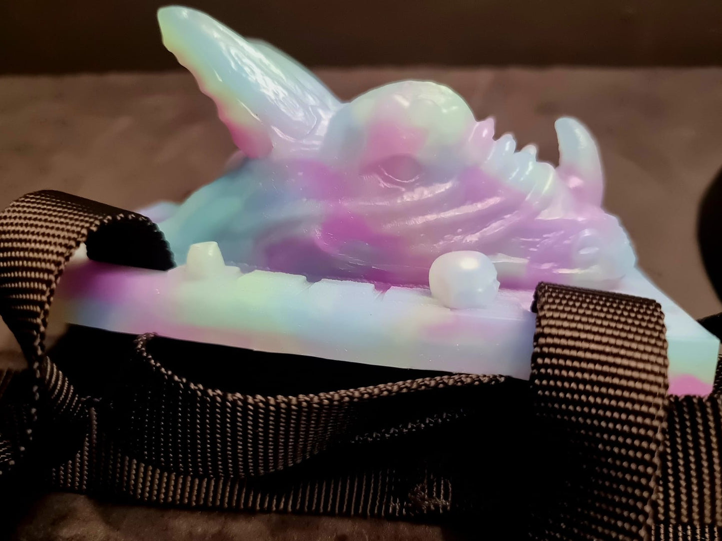 Grinder-Vibrating-Dragon Pleasure-LUMINOUS